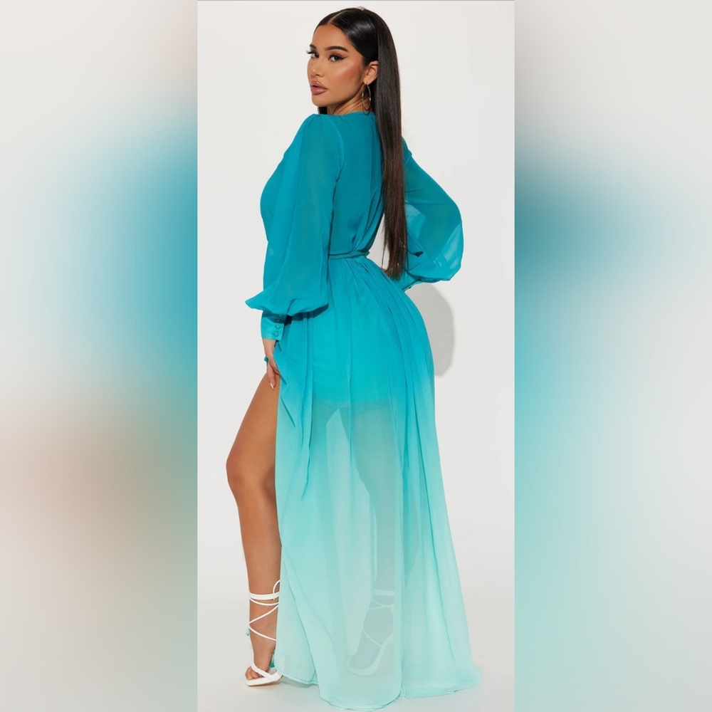 Elegant Teal Maxi Dress
